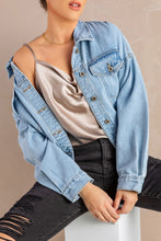 Load image into Gallery viewer, Acid Washed Pockets Buttoned Denim Jacket
