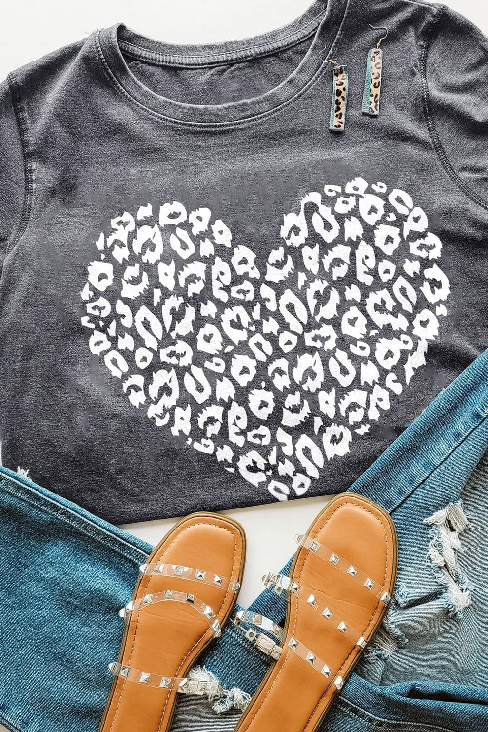 Leopard Kiss Print Valentines Heart Graphic Tee