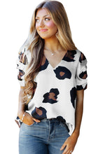 Load image into Gallery viewer, Ruched Short Sleeve Leopard Print Blouse
