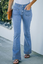 Load image into Gallery viewer, Vintage Casual Pocket Flared Jeans
