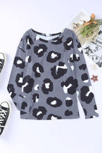 Load image into Gallery viewer, Leopard Print Long Sleeve Loose Top
