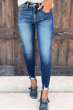 Load image into Gallery viewer, Raw Hem Ankle-length Skinny Jeans
